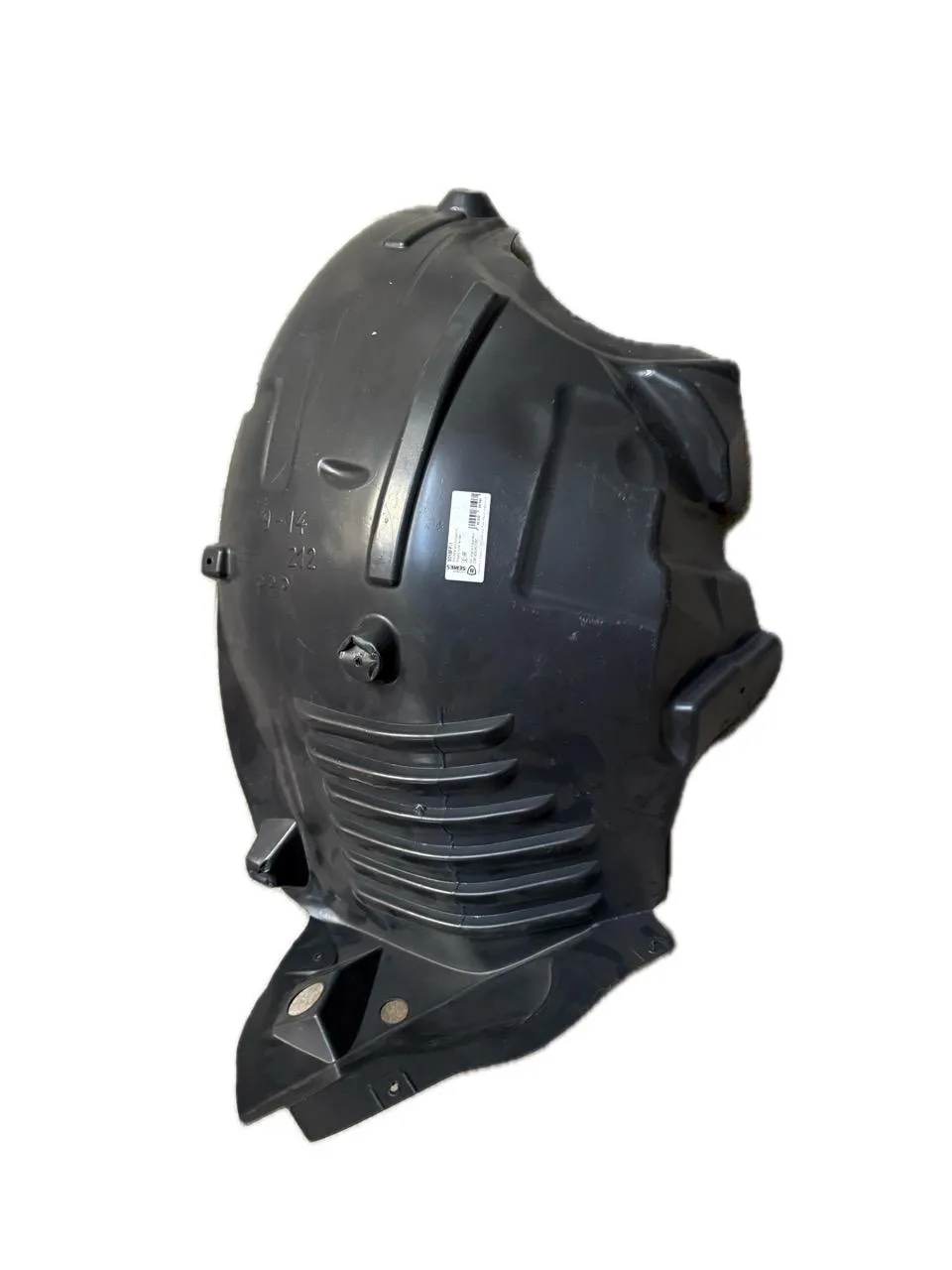 Защита крыла (подкрылок) передний правый Mercedes E W212 2009-2016 передняя часть