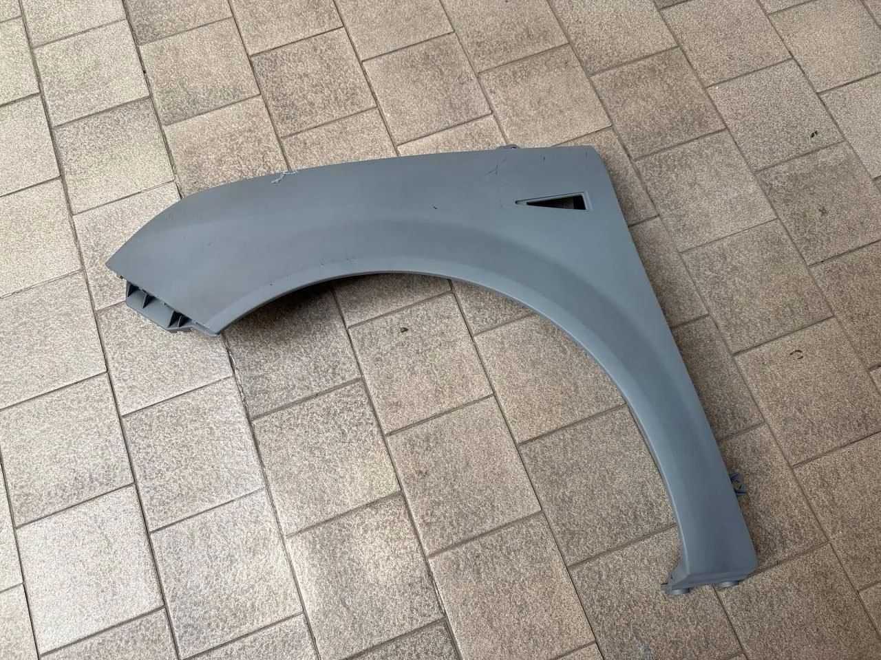 Крыло переднее левое Renault Scenic 2003-2006