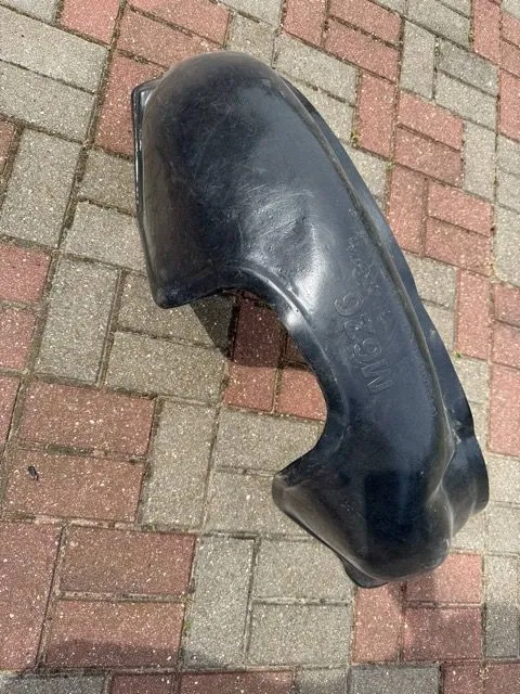 Защита крыла (подкрылок) задний правый Mazda 626 GF 1998-2002