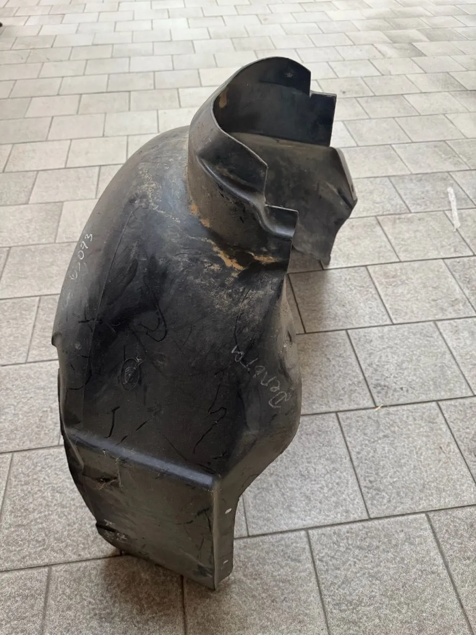 Защита крыла (подкрылок) передний правый Lancia Delta 2 1993-1999