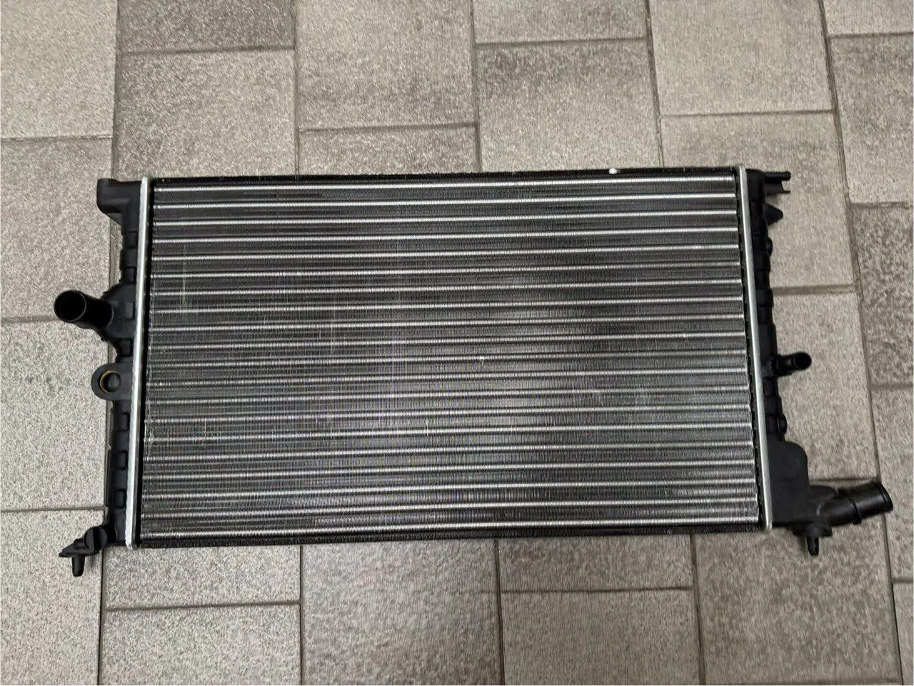 Радиатор охлаждения Citroen Xantia 1994-1998