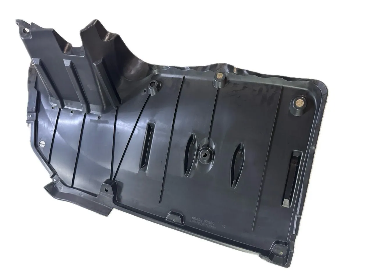 Пластиковая защита под бампер Toyota Corolla 2019- USA