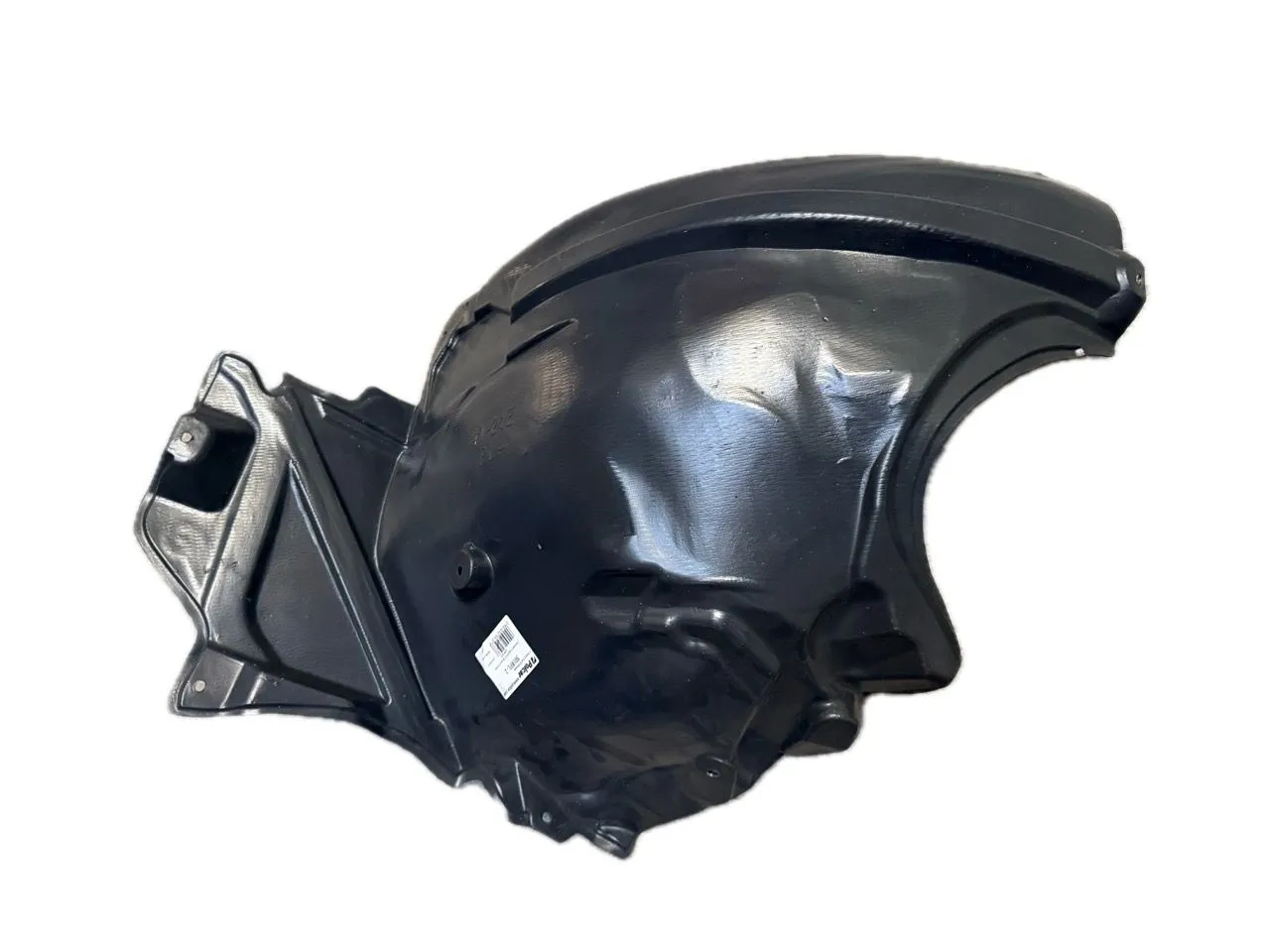 Защита крыла (подкрылок) передний левый Mercedes E W212 2009-2016 задняя часть