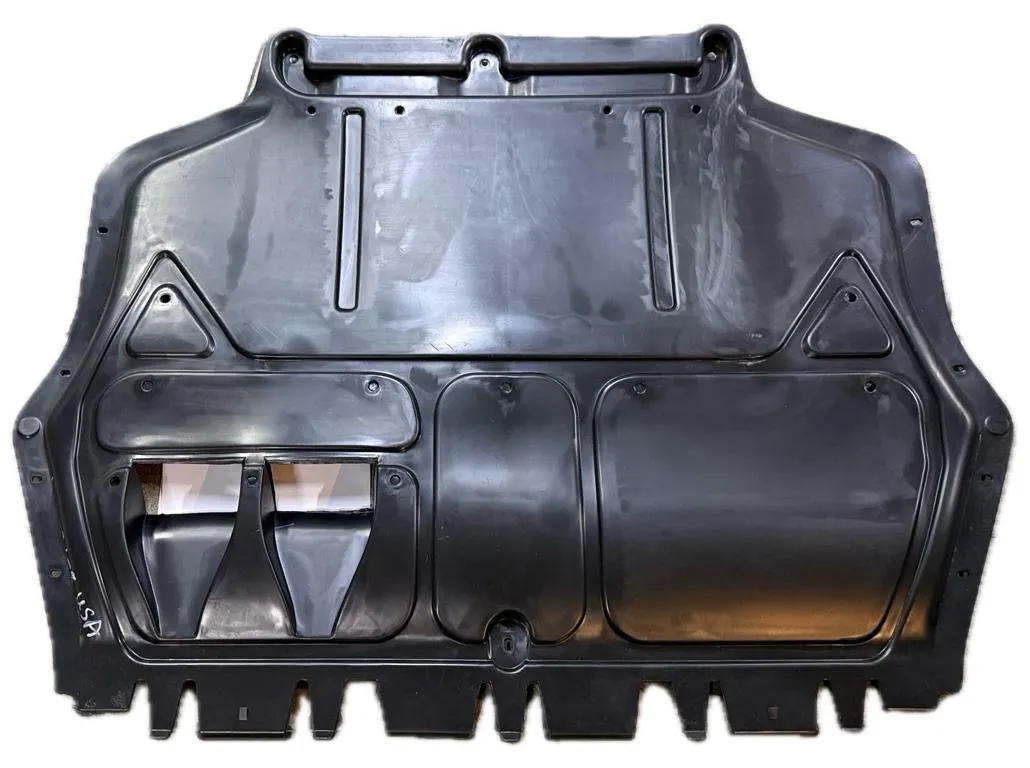 Пластиковая защита двигателя Volkswagen Passat B7 2012-2016 USA