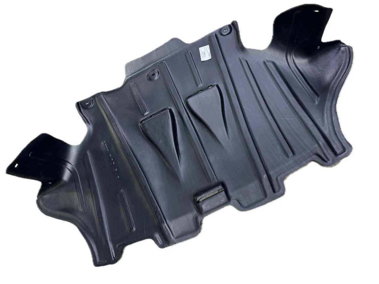 Пластиковая защита двигателя Audi 80 B4 1991-1996