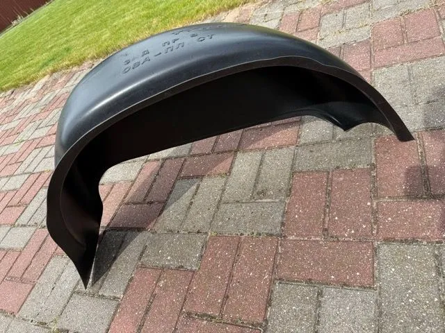 Защита крыла (подкрылок) задний правый Volkswagen T4 1990-2003