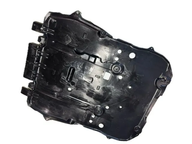 Пластиковая защита двигателя Peugeot 308 2021-