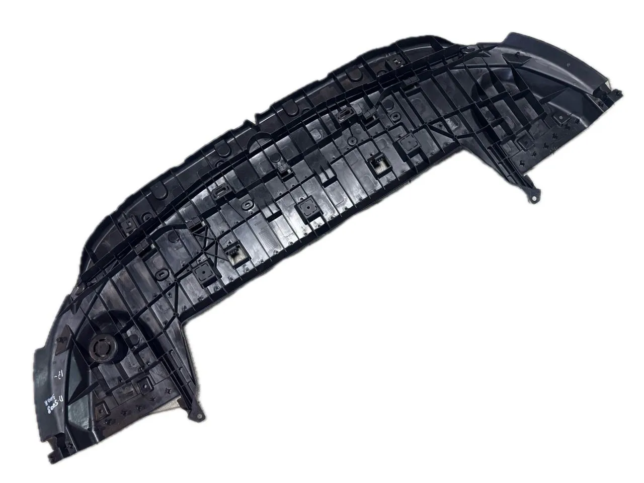 Пластиковая защита под передний бампер Peugeot 5008 2016-2020