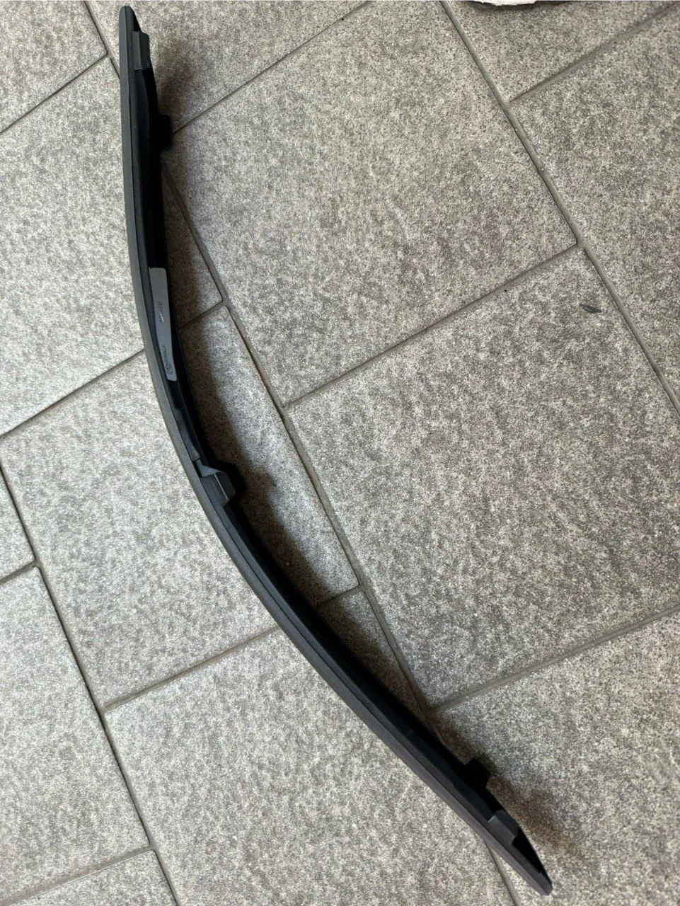 Молдинг бампера передний левый Ford Focus 1998-2004