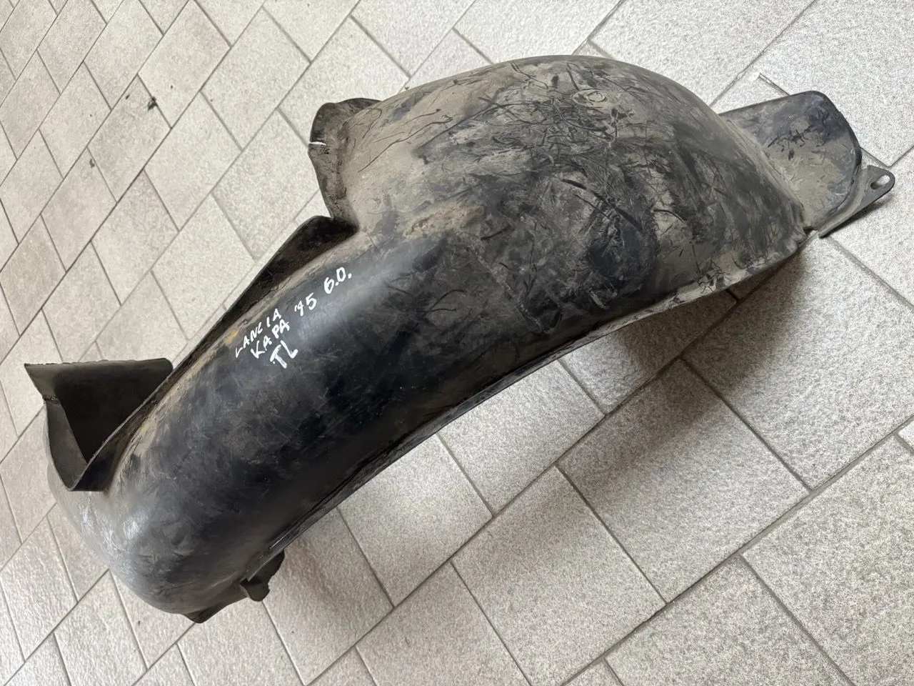 Защита крыла (подкрылок) задний левый Lancia Kappa 1994-200