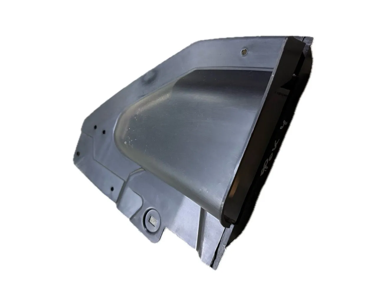 Пластиковая защита под передний бампер Ford Focus 2018-2021 левая хэтчбэк