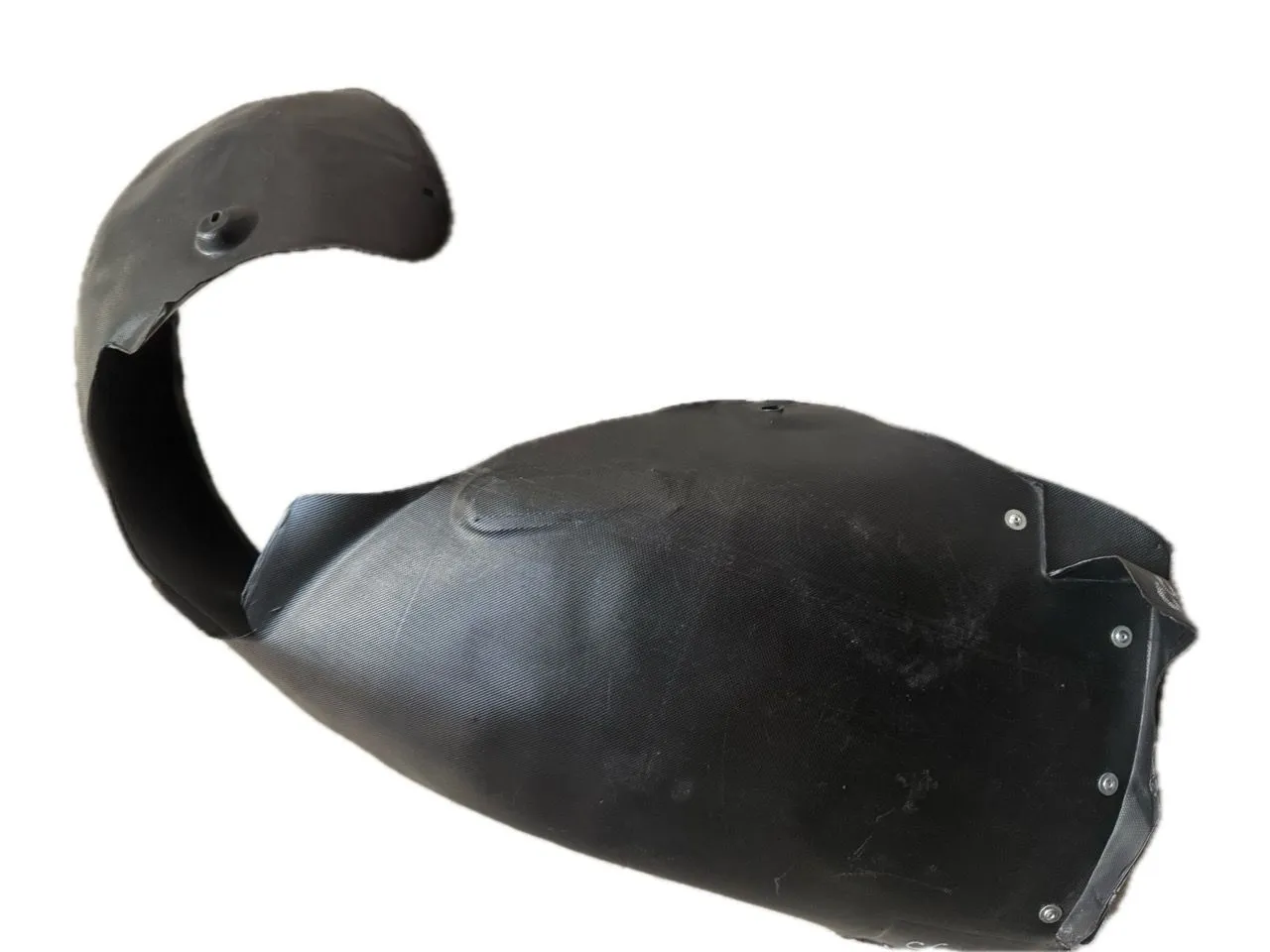 Защита крыла (подкрылок) передний левый Volkswagen Passat CC 2008-2012 задняя часть