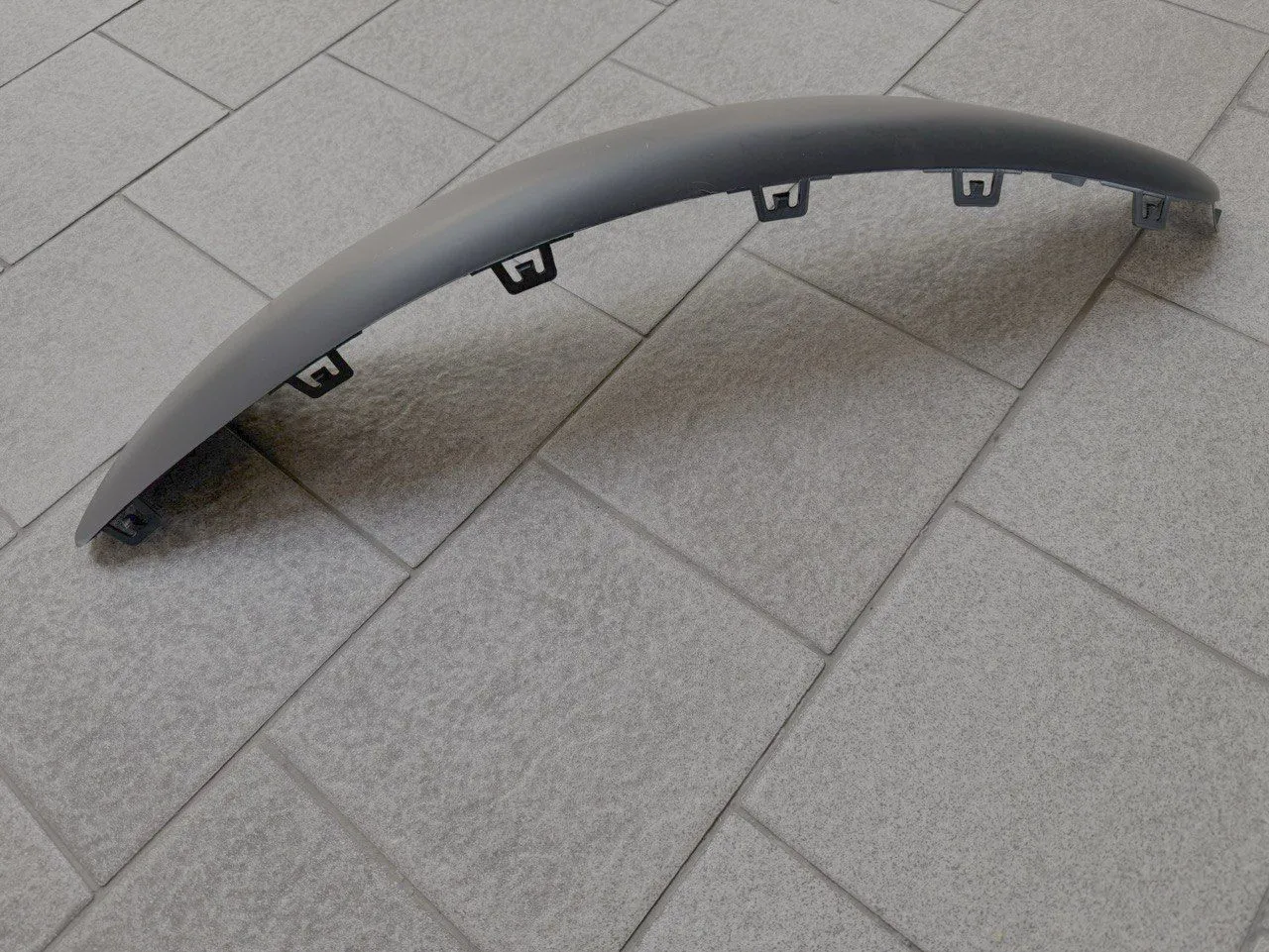 Накладка на бампер передняя левая Peugeot 307 2001-2005