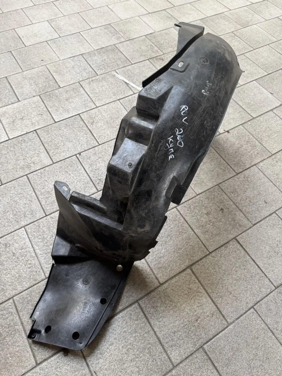 Защита крыла (подкрылок) передний левый Rover 200 Series III (R3)