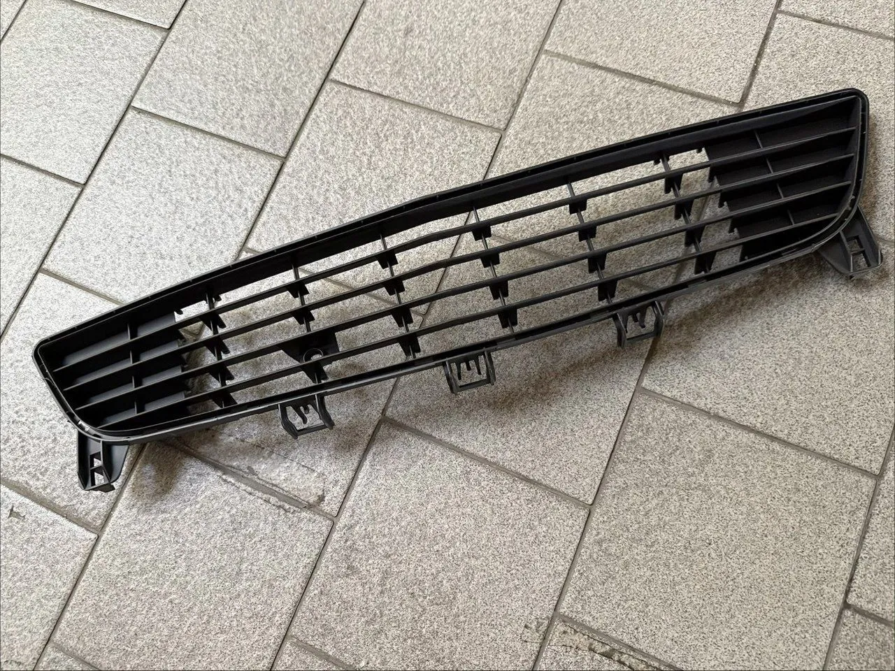 Решетка в бампер передний к Opel Meriva 2003-2010