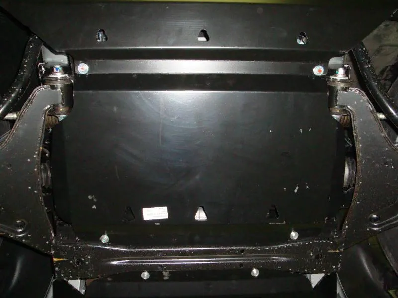 Металлическая защита двигателя Mitsubishi Pajero 4 2006-