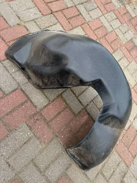 Защита крыла (подкрылок) передний левый ВАЗ 2106 с брызговиком