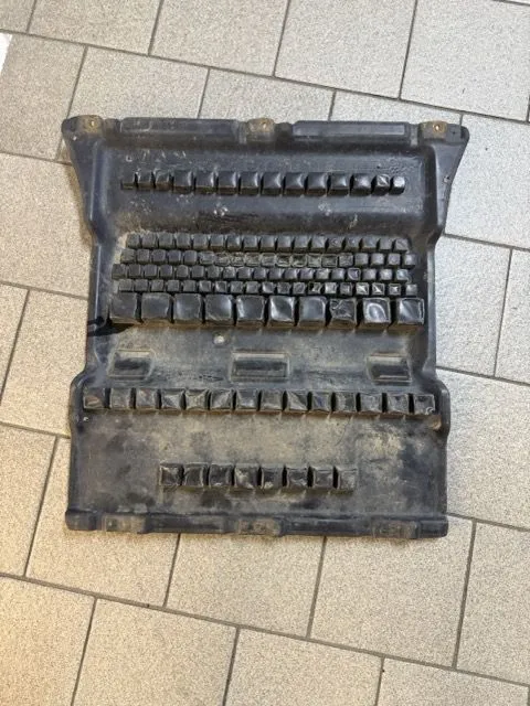 Пластиковая защита двигателя Volkswagen Crafter 1 2006-2017