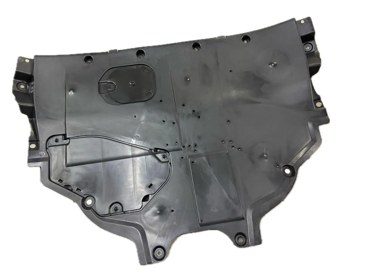 Пластиковая защита двигателя Mazda CX-5 2016-