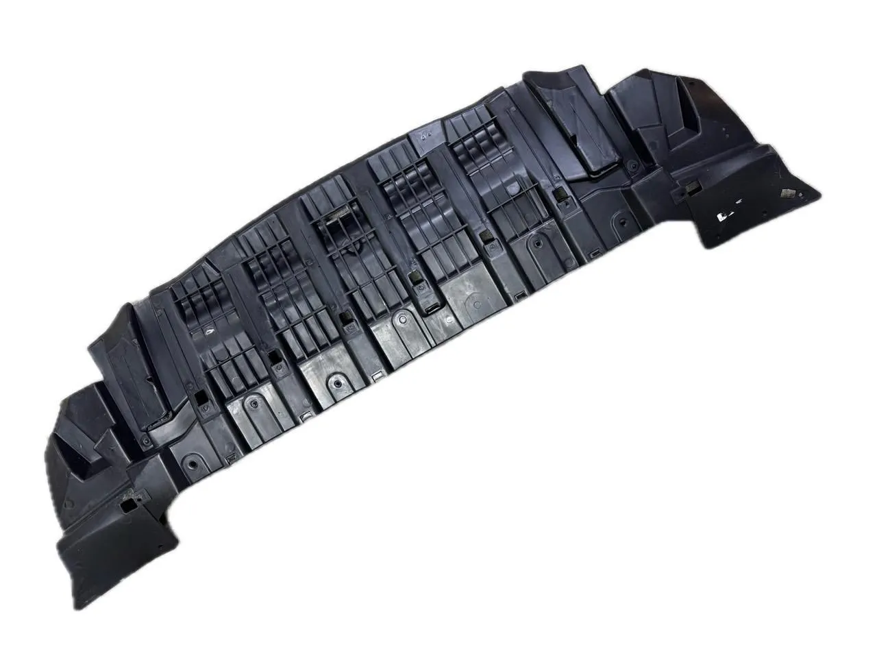 Пластиковая защита под передний бампер Ford Kuga II 2013-2016