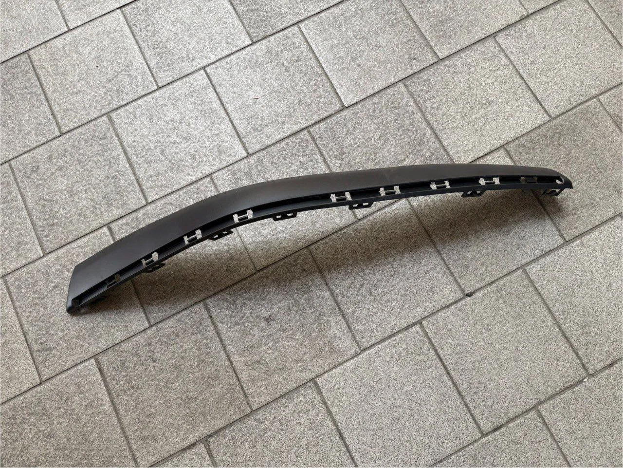 Накладка бампера передняя левая Peugeot 406 1999-2004