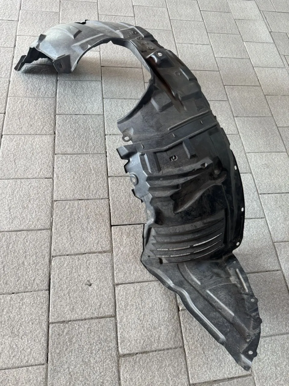 Защита крыла (подкрылок) передний левый Mazda 3 BK 2003-2009