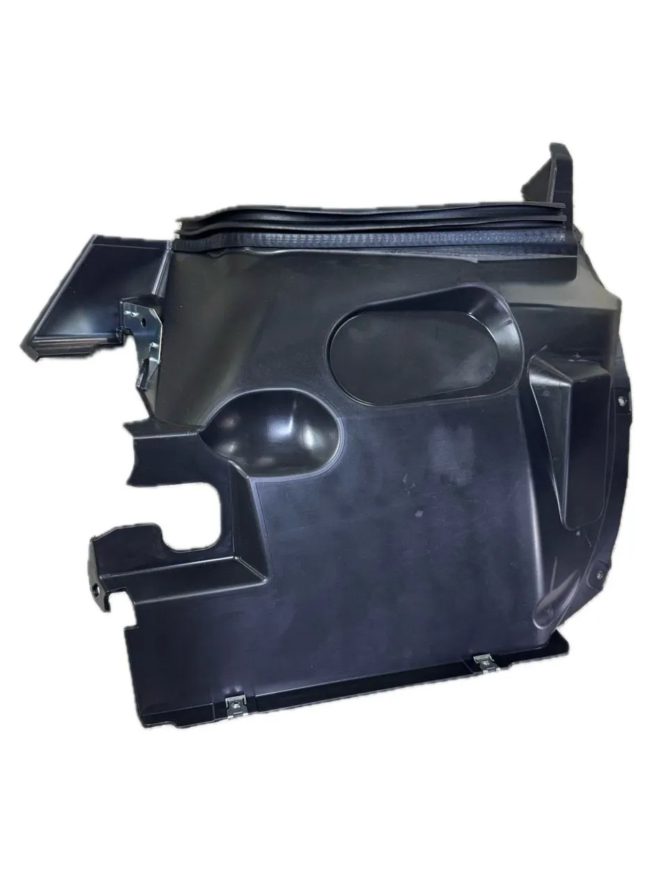 Защита крыла (подкрылок) передний левый Iveco daily 4 2007-2011 верхняя часть 65C/70C