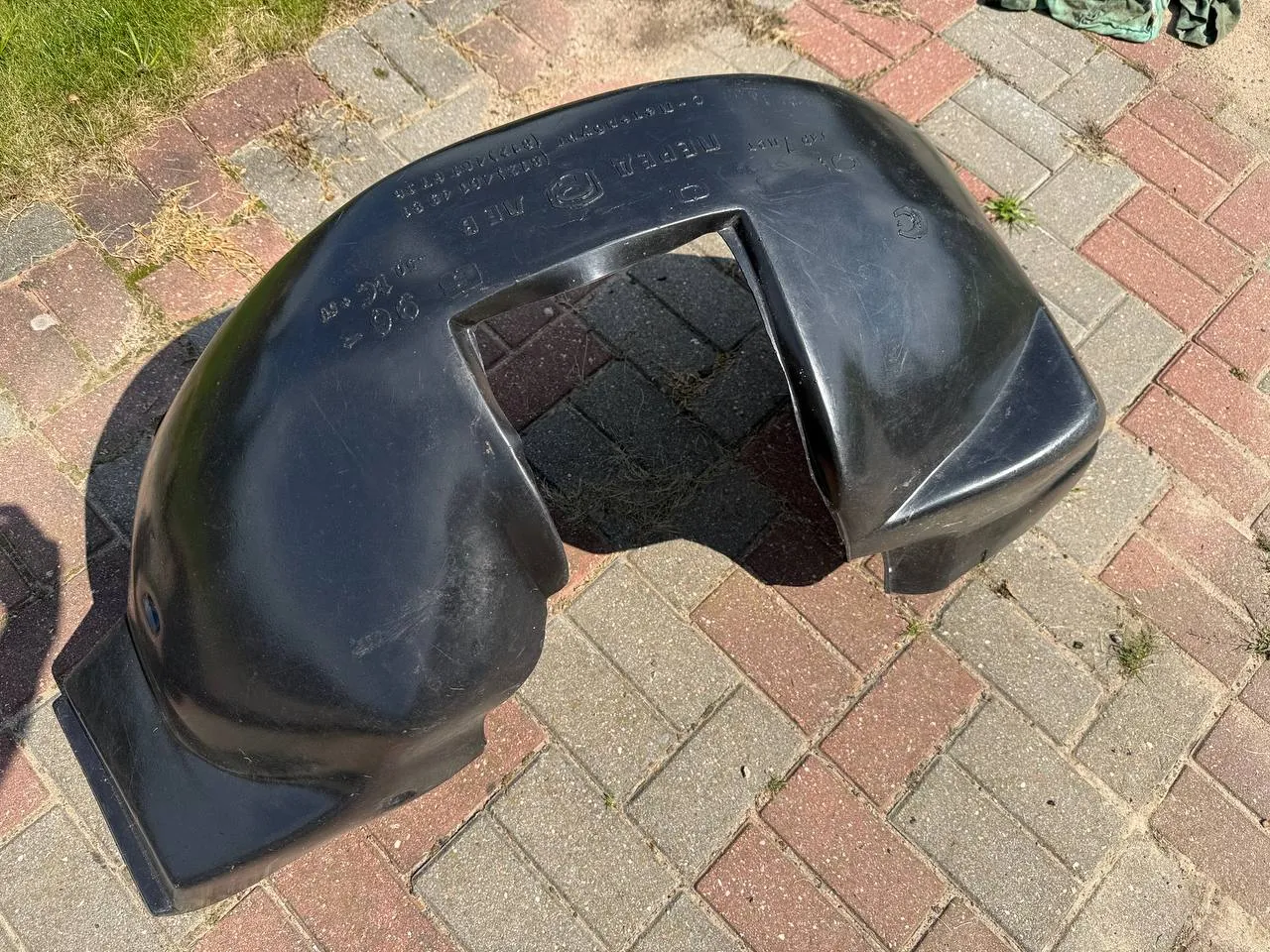 Защита крыла (подкрылок) передний левый Opel Omega B 1994-2000