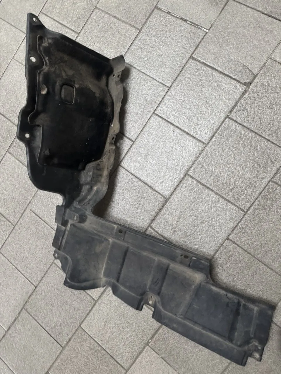 Пластиковая защита двигателя Toyota Corolla VERSO restailing 2004-2009 правая