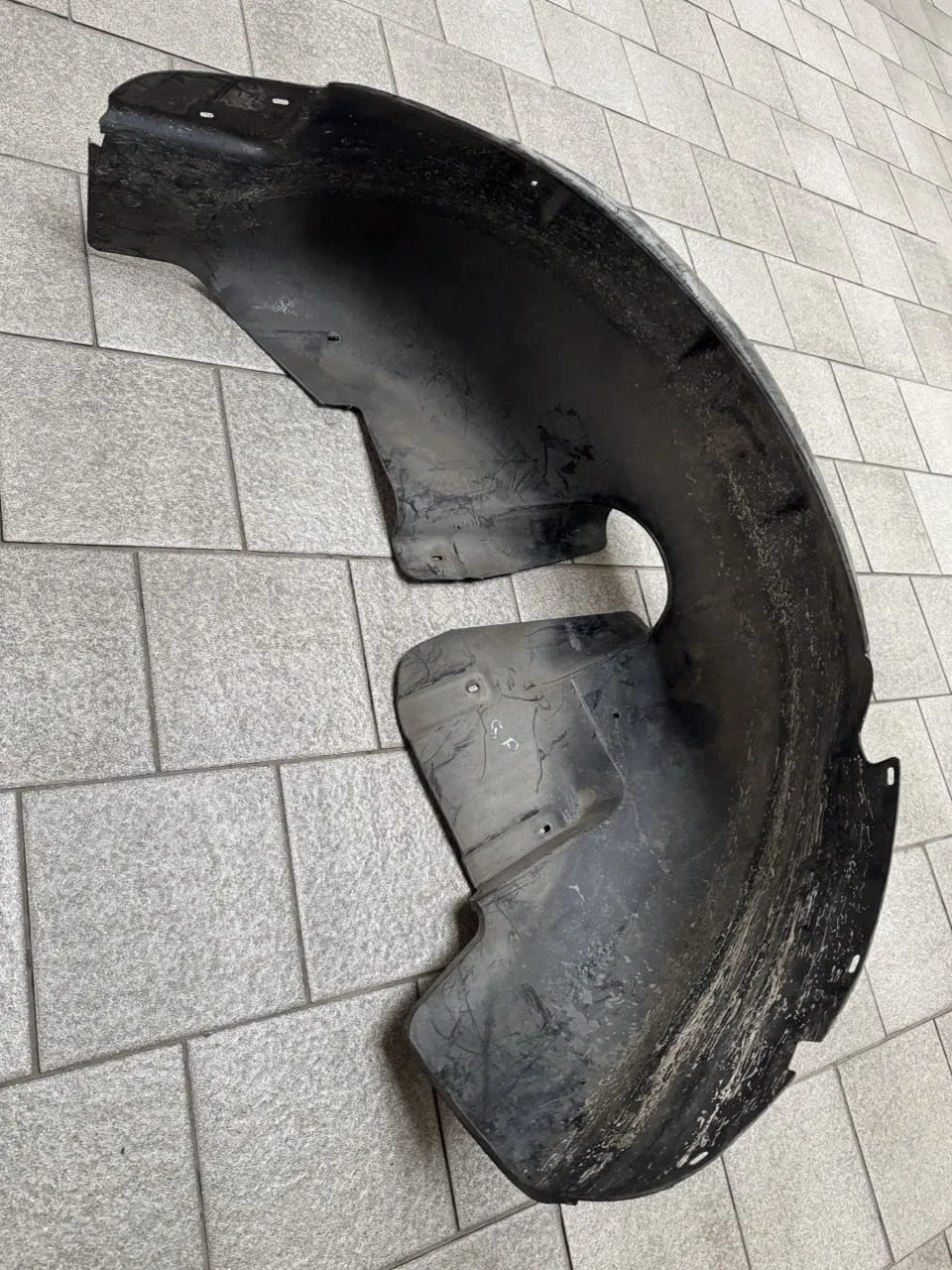Защита крыла (подкрылок) задний левый Volkswagen Passat B5 2000-2005 седан