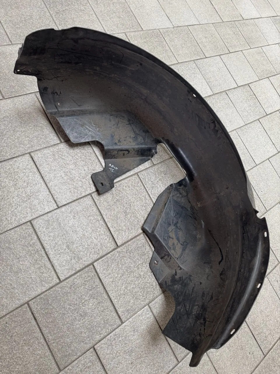 Защита крыла (подкрылок) задний левый Seat Leon II