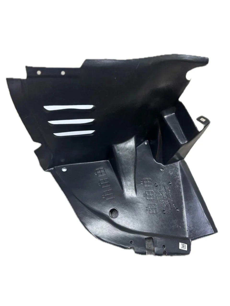 Защита крыла (подкрылок) передний правый Mercedes C W202 1997-2000 передняя часть