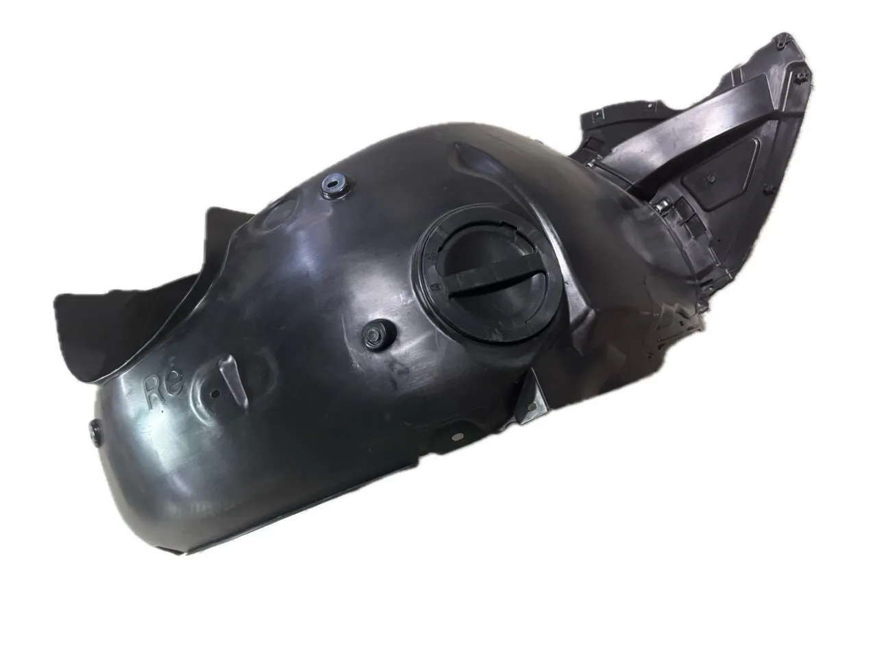 Защита крыла (подкрылок) передний правый Skoda Superb 2015-2023