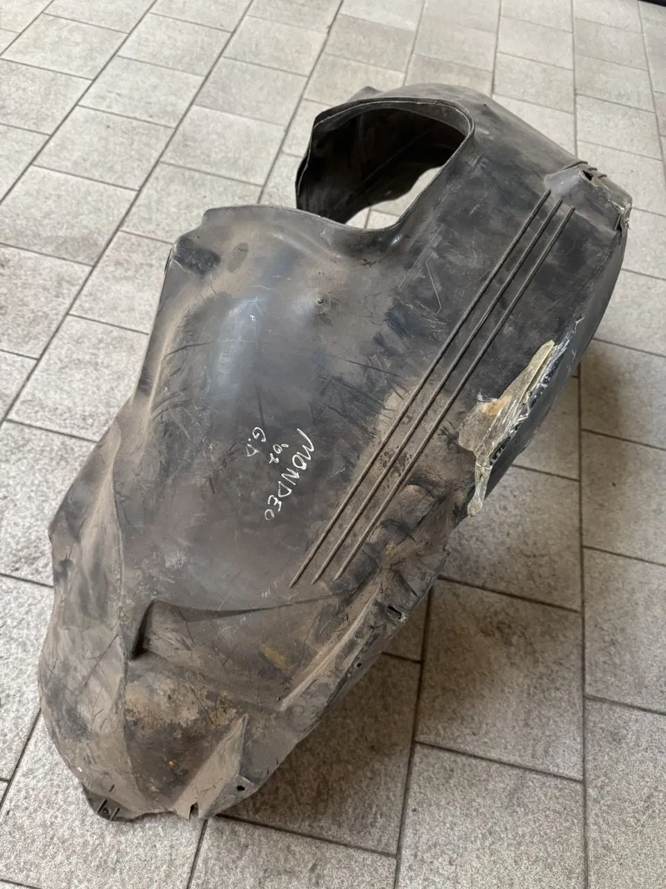 Защита крыла (подкрылок) задний правый Ford Mondeo (III)