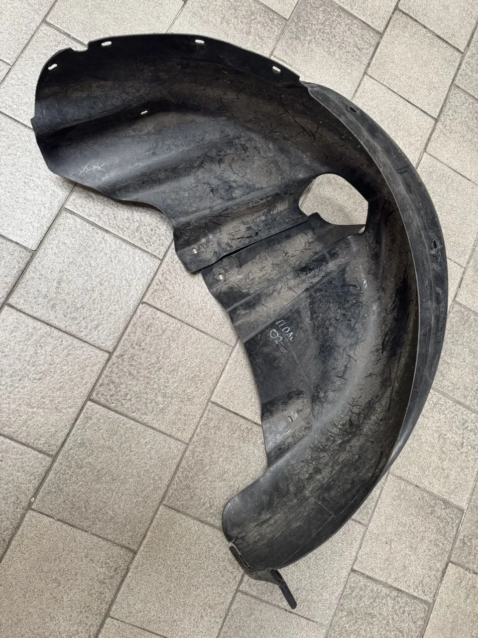 Защита крыла (подкрылок) задний правый Volkswagen Polo (IV)