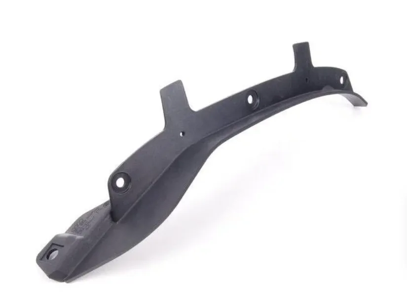 Спойлер переднего подкрылка правый Audi A6C6 2004-2011