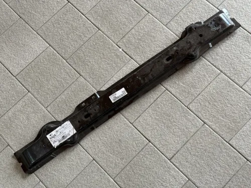 Усилитель бампера Peugeot 406 1995-2005