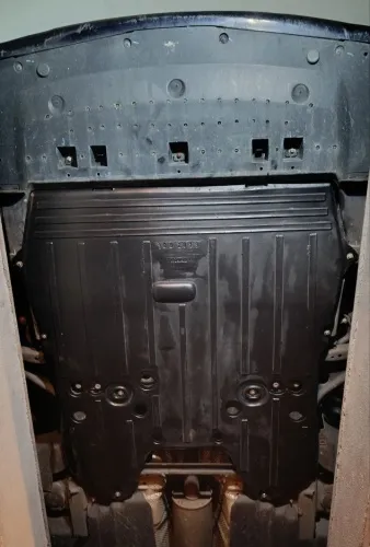 Пластиковая защита двигателя и кпп Peugeot 508 2018-