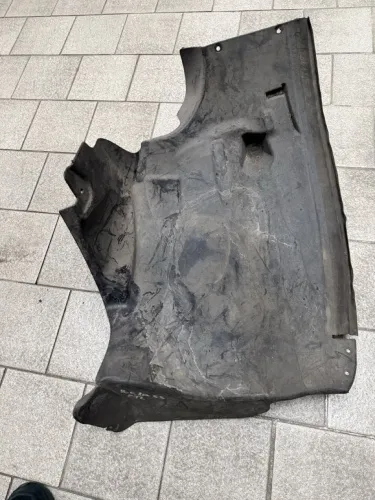 Защита крыла (подкрылок) передний левый Mercedes R W251 2005-2017 задняя часть