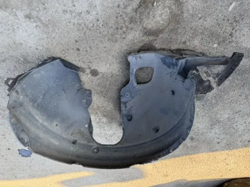 Защита крыла (подкрылок) передний левый Skoda Octavia A7 2013-2020 дефект