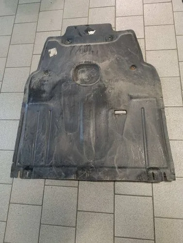 Пластиковая защита двигателя Mercedes B W246 2011-2018