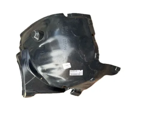 Защита крыла (подкрылок) передний левый Mercedes C W203 2000-2008