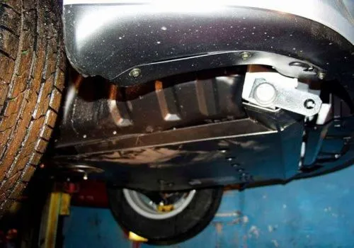 Металлическая защита двигателя и кпп Mazda MPV 2 1999-2006