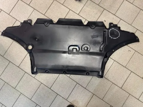 Пластиковая защита двигателя Audi A4 B8 (S4,RS4) 2008-2015 ДЕФЕКТ