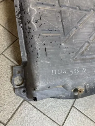 Пластиковая защита КПП Mercedes Sprinter W906 2006-2017