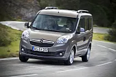 Пластиковая защита двигателя Opel Combo D 2011-2017