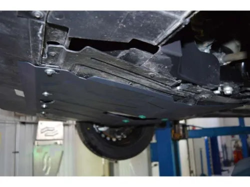 Пластиковая защита двигателя Fiat Doblo II 2015-