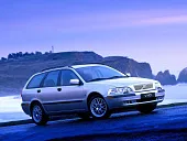 Пластиковая защита двигателя Volvo S40/V40 1 restailing 2000-2004