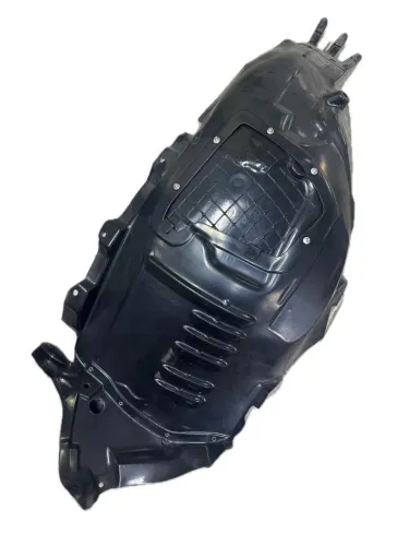 Защита крыла (подкрылок) передний правый Mercedes C W205 2014-2021 передняя часть