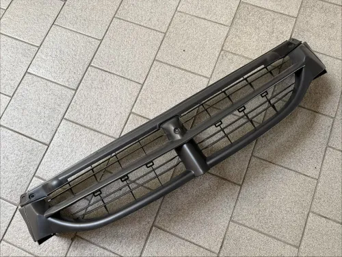 Решетка радиатора к Dodge Caravan 1996-2000